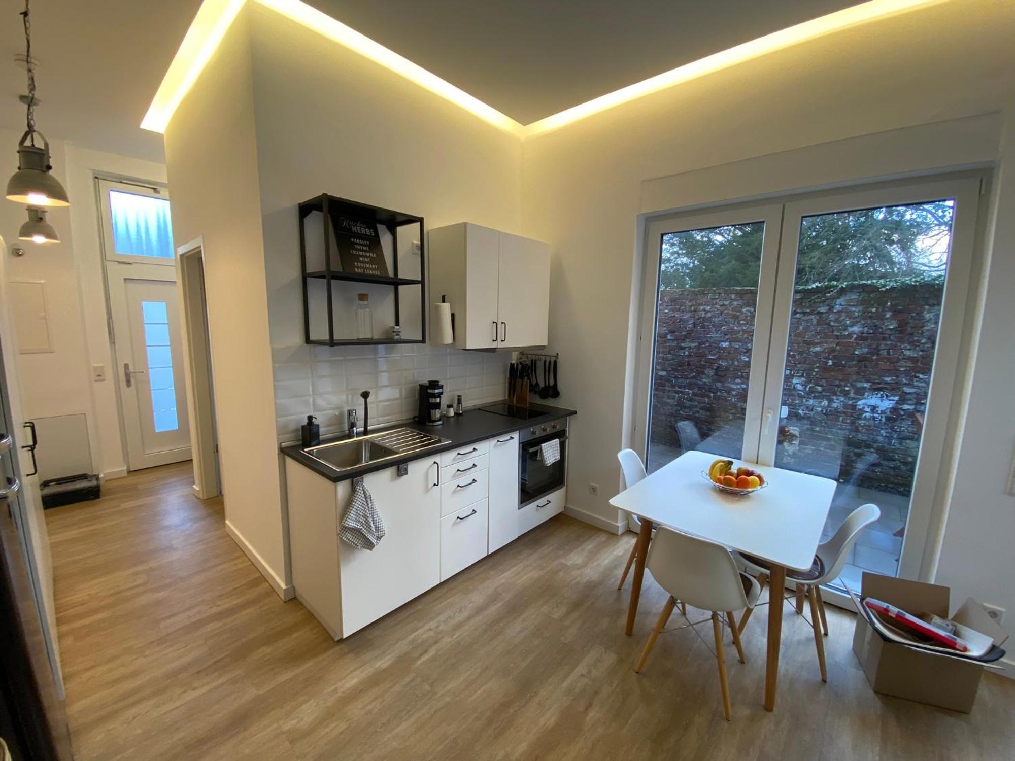 Schoene, Moderne Wohnung Mit Grosszuegiger Terasse Essen Eksteriør billede